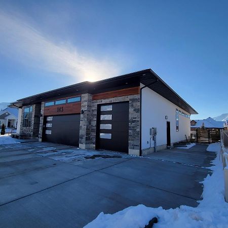 Spacious & Modern Apartment, Close To Universities And Mountains Mapleton Екстериор снимка
